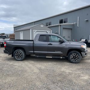 TOYOTA TUNDRA - 10