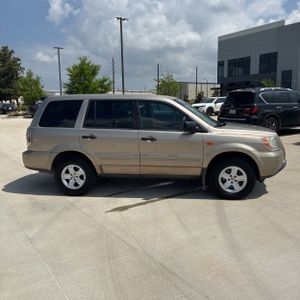 HONDA PILOT LX - 10