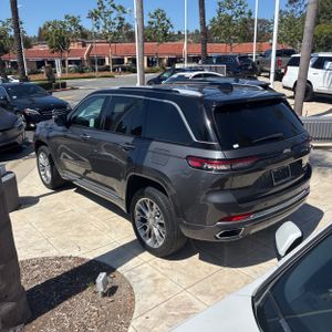 JEEP GRAND CHEROKEE SUMMIT - 5