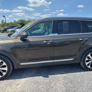 صورة 4 لـ 2020 KIA TELLURIDE S