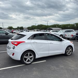 HYUNDAI ELANTRA GT BASE - 8