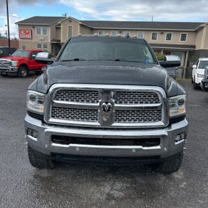 2017 RAM 3500 LARAMIE photo 14