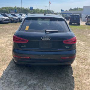 AUDI Q3 2.0T PREMIUM PLUS - 7
