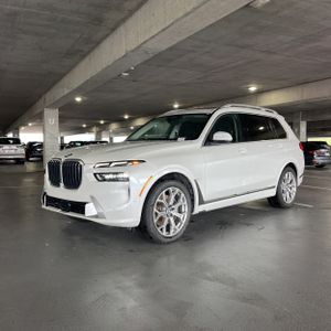 صورة 1 لـ 2023 BMW X7 XDRIVE40I