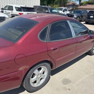 FORD TAURUS SES - 9