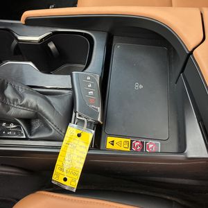 صورة مصغرة 55 لـ 2025 Lexus ES 350 BASE