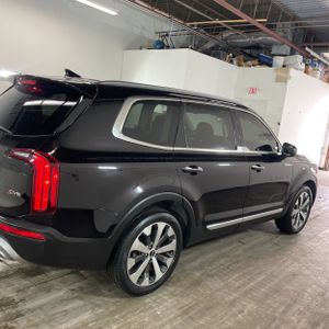 KIA TELLURIDE S - 10