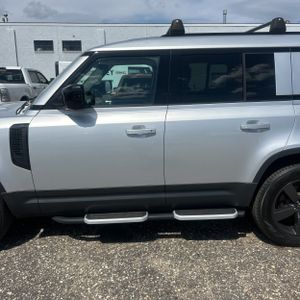 Land Rover Defender 130 P300 S - 4