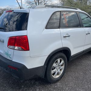 KIA SORENTO BASE - 9