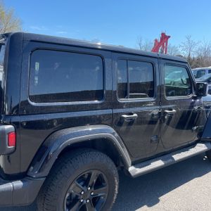 JEEP WRANGLER UNLIMITED SAHARA ALTITUDE - 9