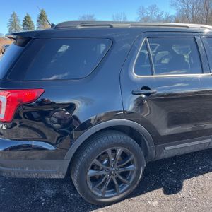 FORD EXPLORER XLT - 9