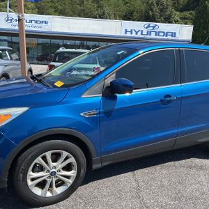 2019 FORD ESCAPE SE — фото 2