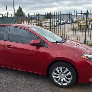 2016 Toyota COROLLA LE — миниатюра 13