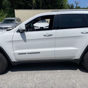 صورة 4 لـ 2018 JEEP GRAND CHEROKEE LAREDO E