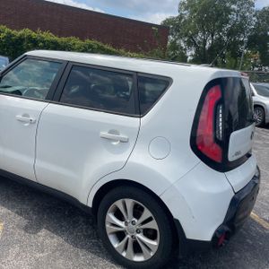 2016 KIA SOUL + 照片 6