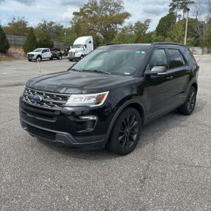 FORD EXPLORER XLT - 1