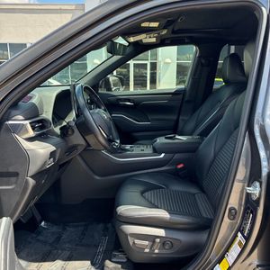 2021 Toyota HIGHLANDER XSE 照片 32