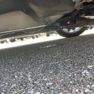 2015 Toyota AVALON LIMITED thumbnail 30