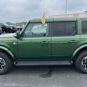 FORD BRONCO - 4