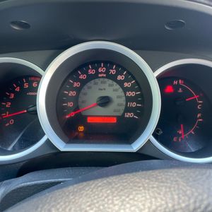 صورة 36 لـ 2010 Toyota TACOMA BASE