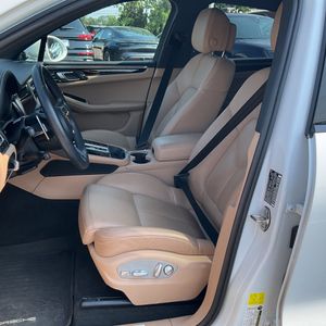 2024 Porsche MACAN S — миниатюра 32