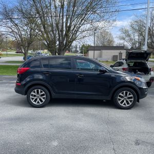 KIA SPORTAGE LX - 10