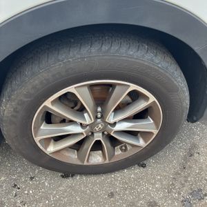 2017 Hyundai SANTA FE SE — миниатюра 20