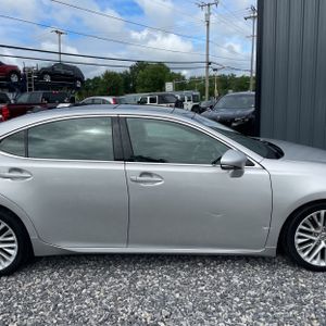 صورة مصغرة 11 لـ 2016 Lexus ES 350 BASE