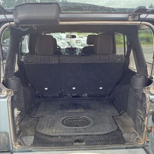2015 JEEP WRANGLER UNLIMITED SAHARA 缩略图 40