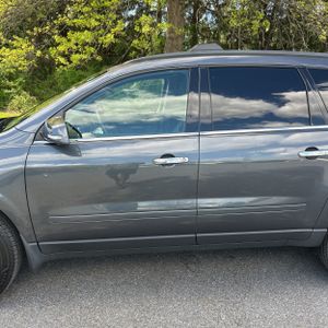 CHEVROLET TRAVERSE LT - 4