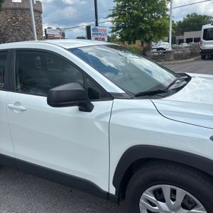2025 Toyota COROLLA CROSS L — миниатюра 13