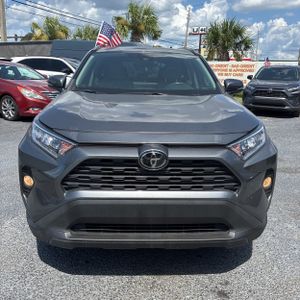 2019 Toyota RAV4 XLE PREMIUM — фото 14