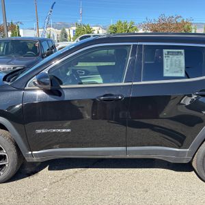 2025 JEEP COMPASS LIMITED — фото 4
