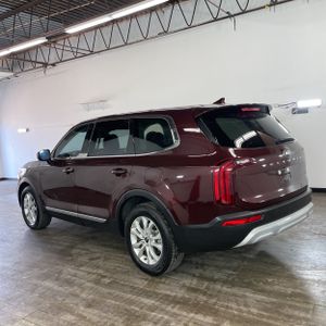 KIA TELLURIDE LX - 3