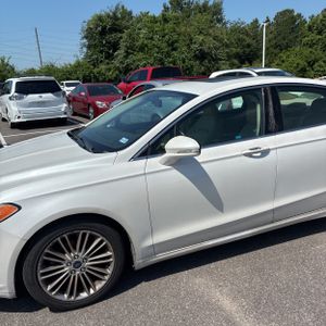FORD FUSION SE - 2