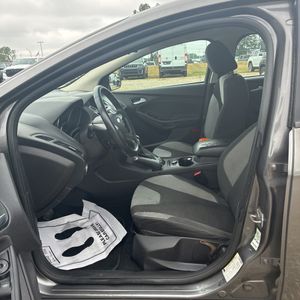 2014 FORD FOCUS SE — миниатюра 32