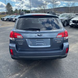 SUBARU OUTBACK PREMIUM - 7