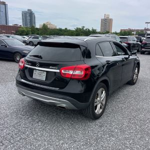 2017 Mercedes-BENZ GLA photo 8