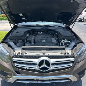 2017 Mercedes-BENZ GLC thumbnail 44