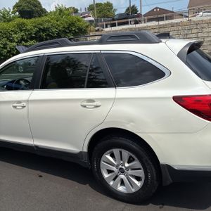 صورة 6 لـ 2016 Subaru OUTBACK 2.5I PREMIUM