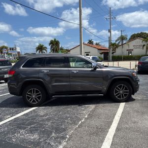 JEEP GRAND CHEROKEE LIMITED - 10