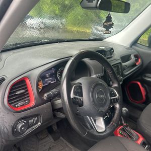 2015 JEEP RENEGADE TRAILHAWK 4D SUV 4WD thumbnail 36