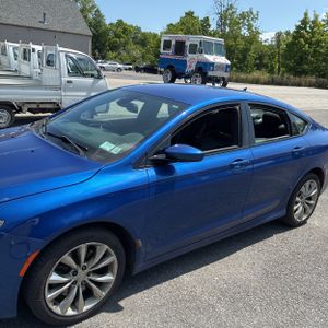 2015 Chrysler 200 S 照片 2