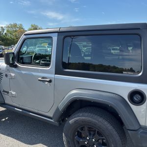 JEEP WRANGLER WILLYS SPORT - 6