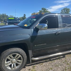 2018 Chevrolet SILVERADO 1500 LT 照片 2