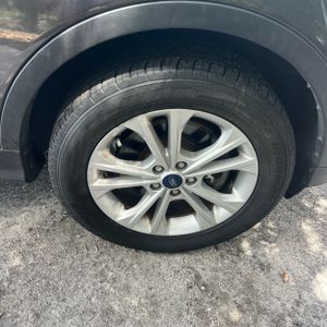 2018 FORD ESCAPE SE 缩略图 19