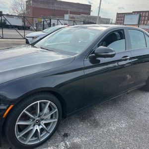 MERCEDES-BENZ E-CLASS - 2