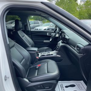 صورة مصغرة 32 لـ 2022 FORD EXPLORER XLT
