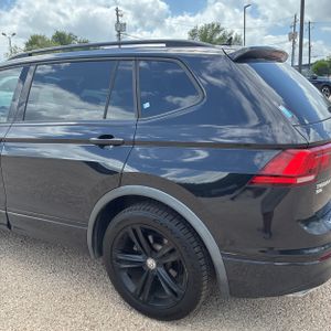 VOLKSWAGEN TIGUAN SEL R-LINE JET-BLACK - 6