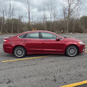 FORD FUSION TITANIUM - 10